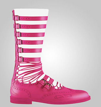 Illustration for article titled The 13 Ugliest Shoes In The World